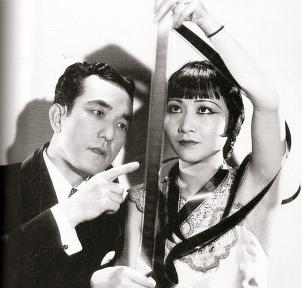 Anna May Wong en Sessue Hayakawa, 1931. Publiciteitsfoto.